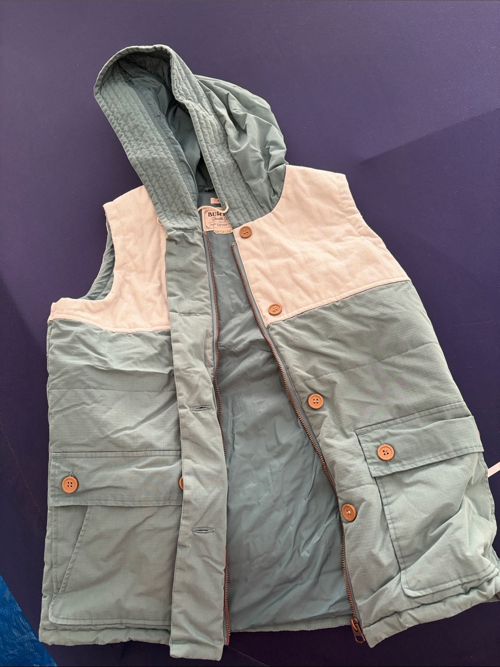 Womens size M vest